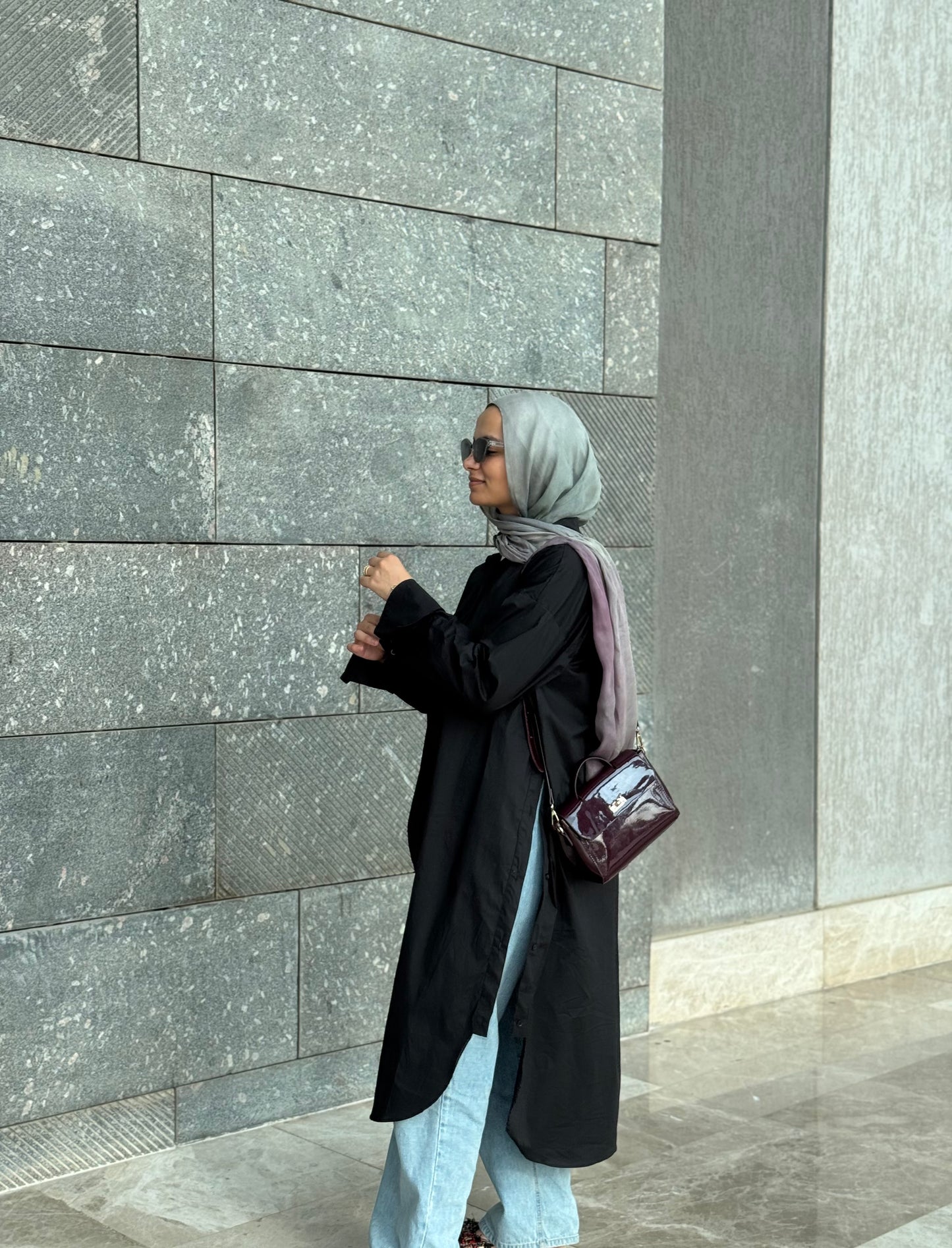 Tharaa shirt dress in black