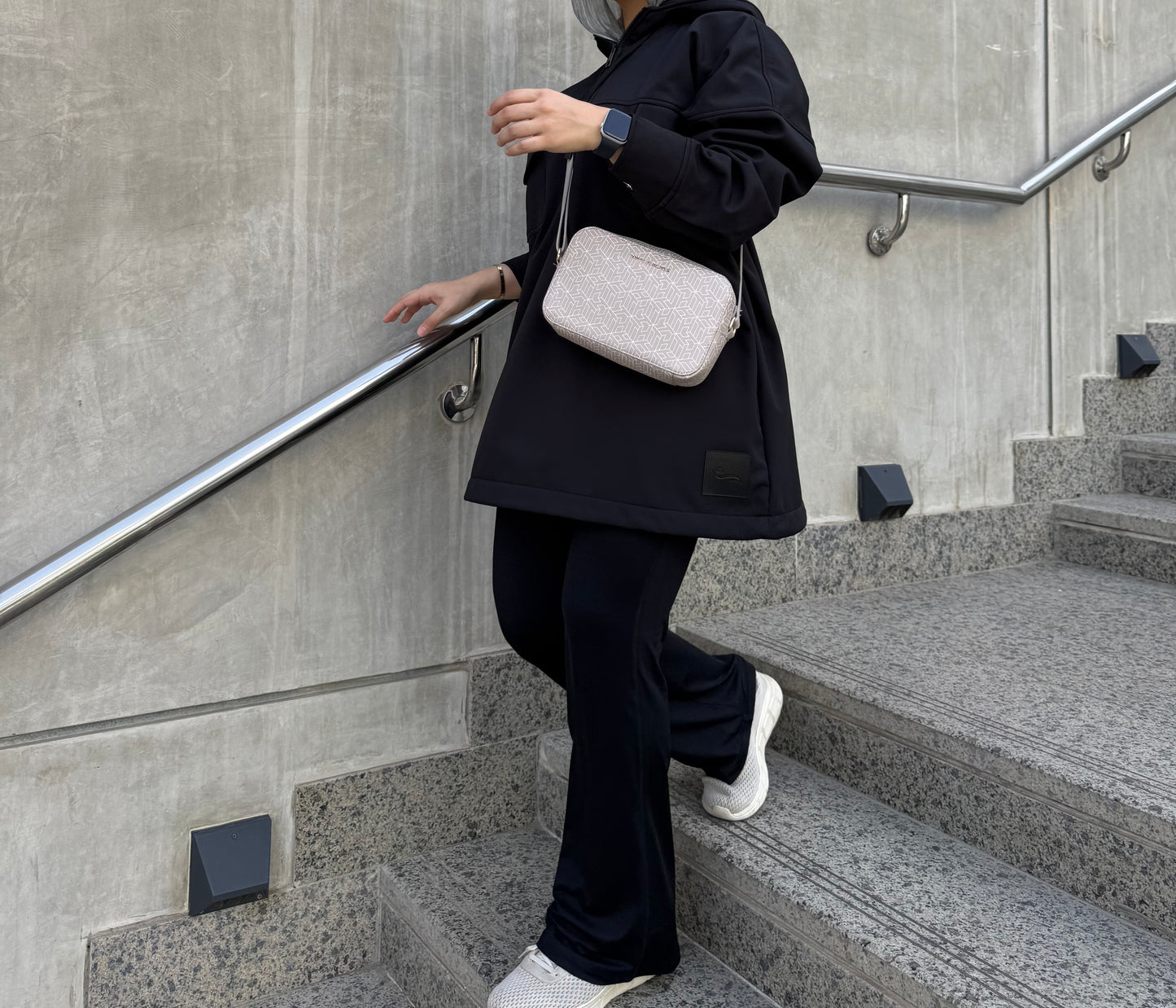 Street luxe hoodie in black