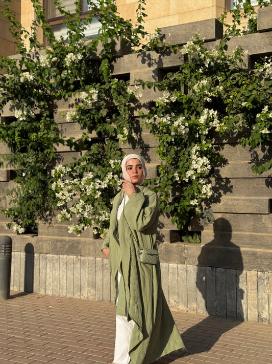 Lush Cardigan in Green