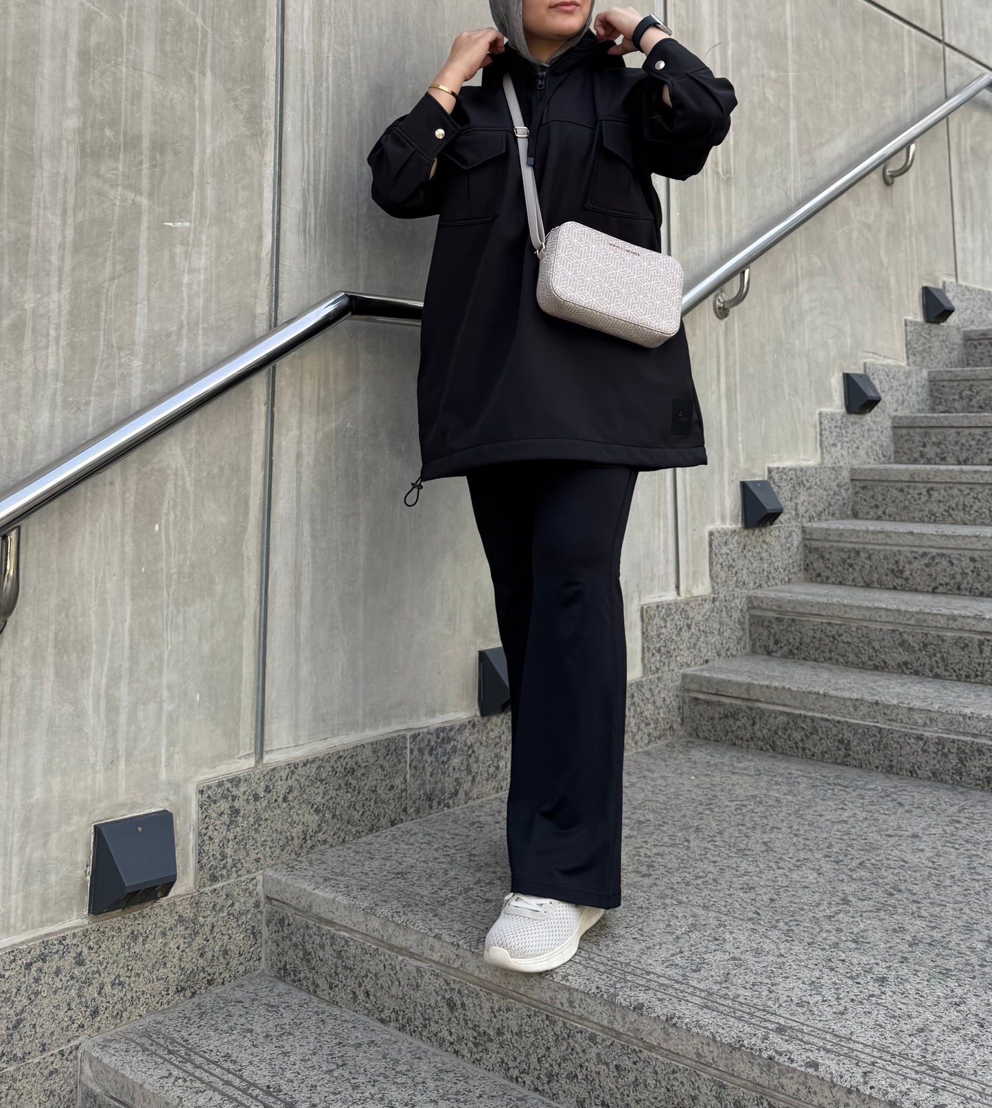 Street luxe hoodie in black