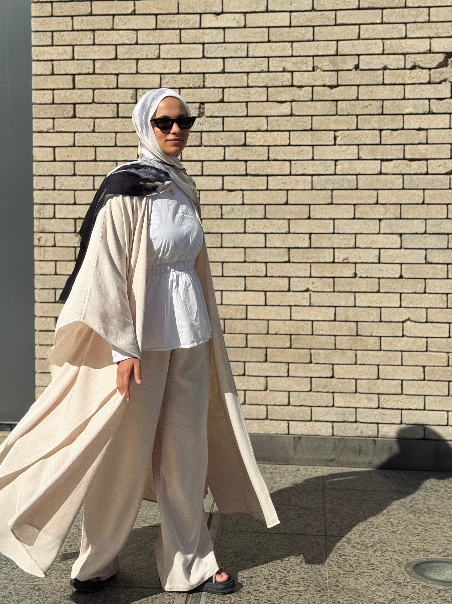 Moon Linen in Beige