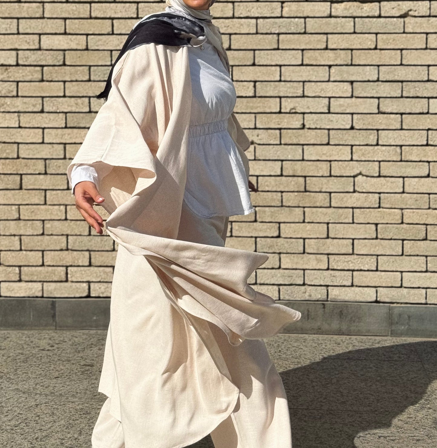 Moon Linen in Beige